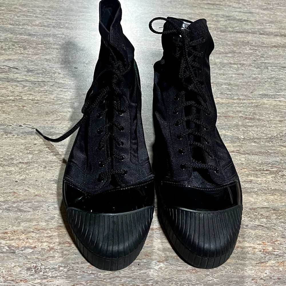 Larry Stuart high top boxer sneakers